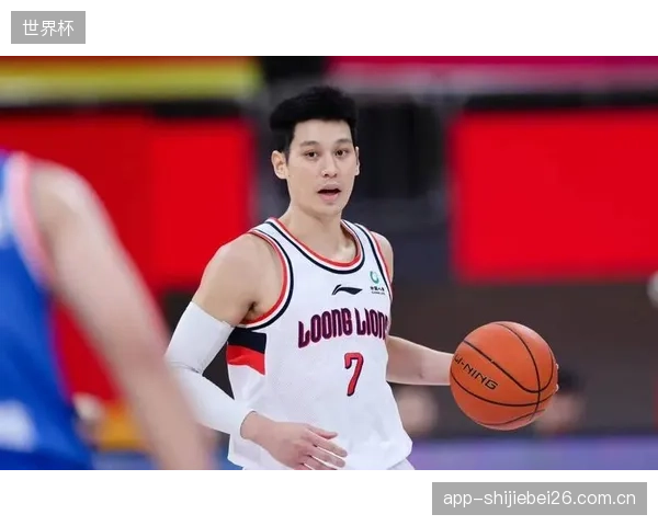 于克塞克在中场的防守硬度至关重要，但他需要控制犯规频率以避免给球队带来风险。